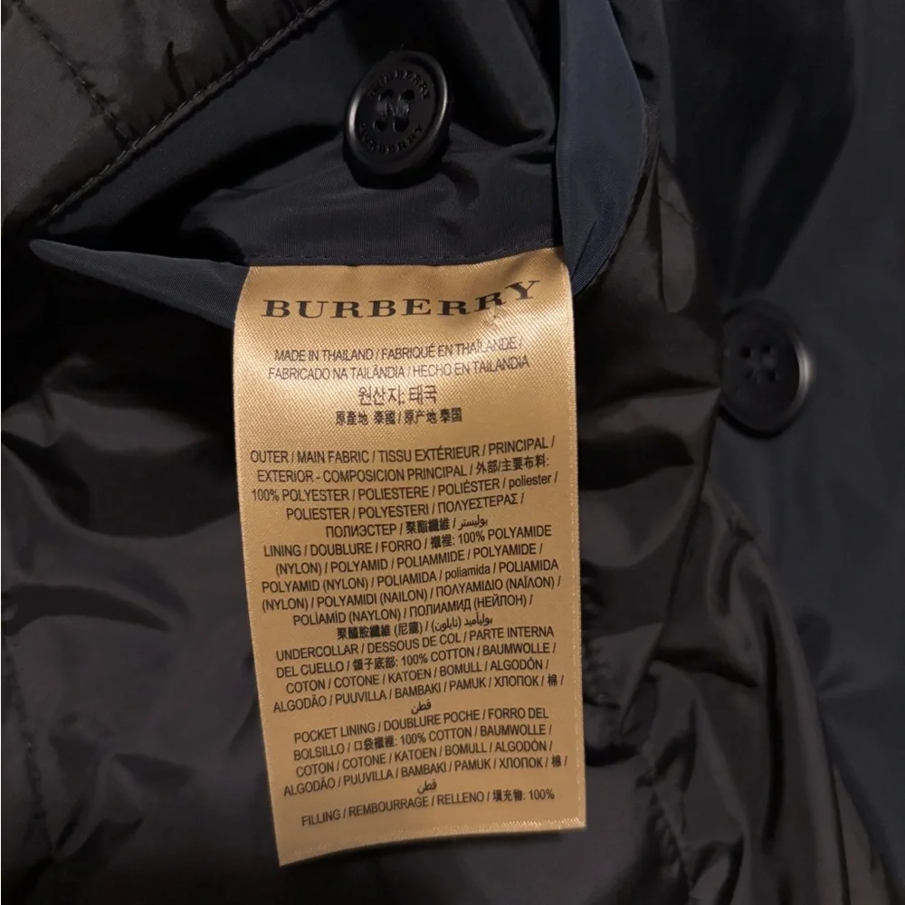 Burberry Men's Navy Blue Trench Coat - Mint Condition Size 40